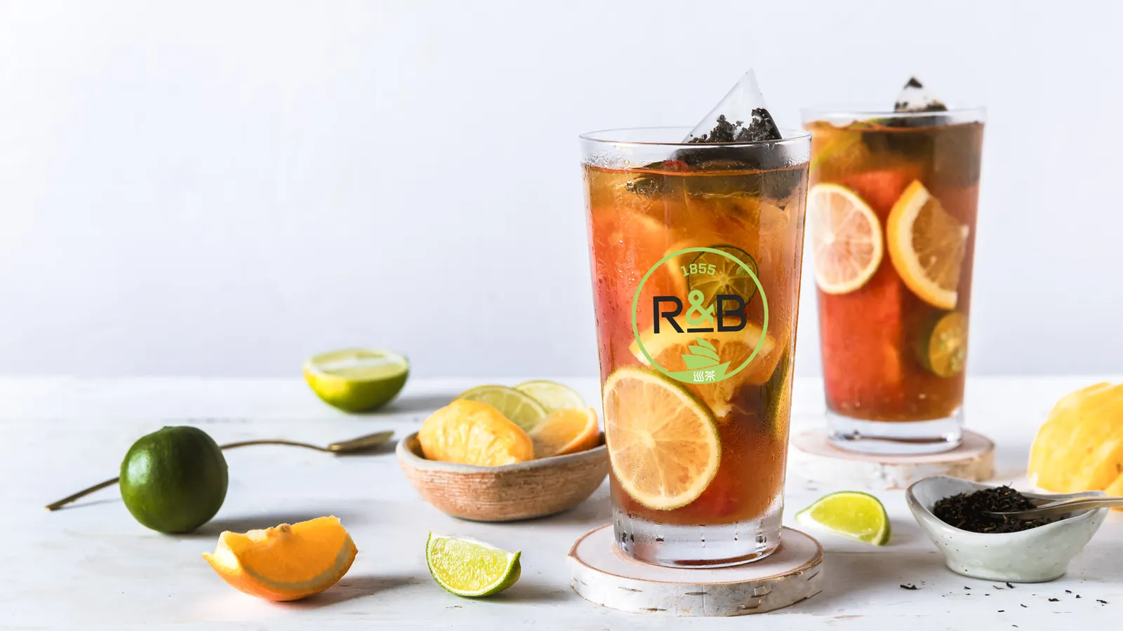 R&B TEA 新加坡门店与产品照